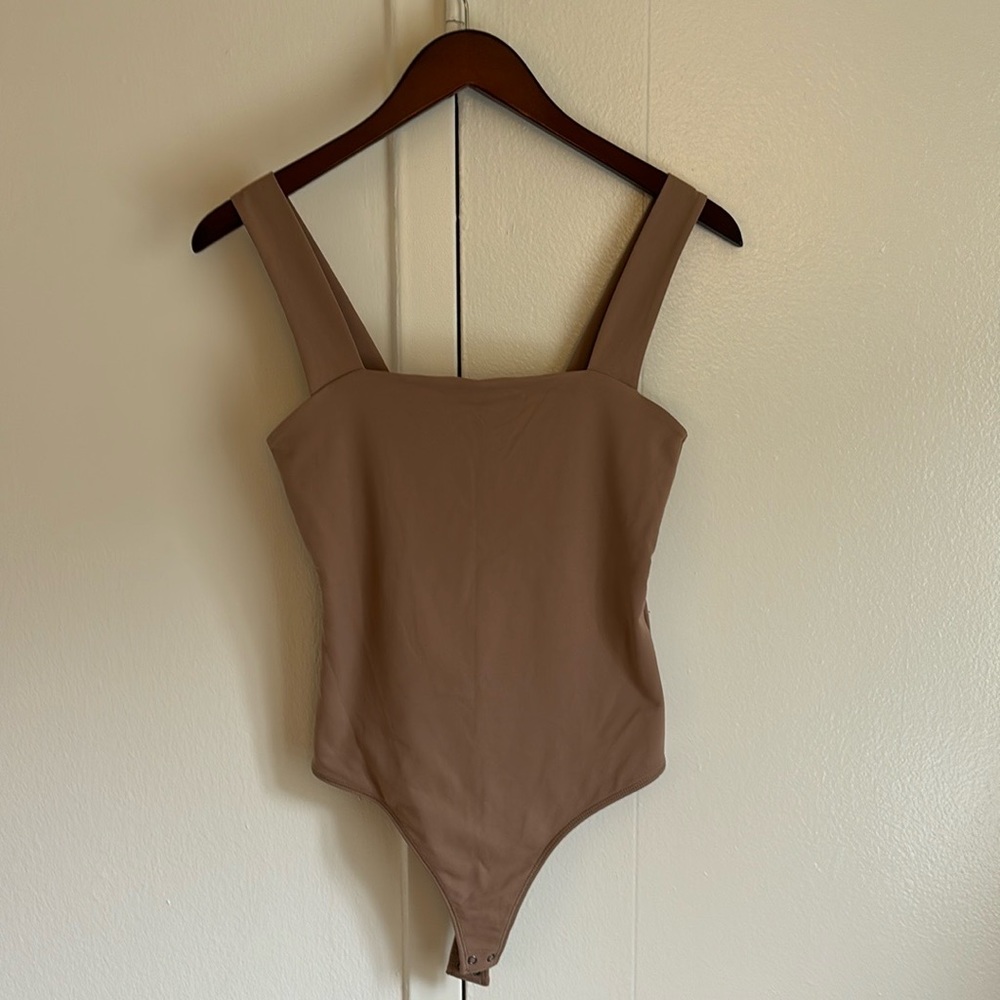 Abercrombie & Fitch Double-Layered Seamless Fabric Squareneck Bodysuit